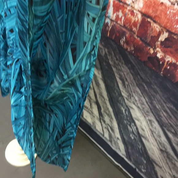 SOLD-Michael Kors Poncho Style Top -XS - Picture 5 of 8